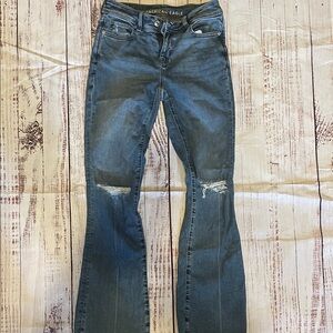 American Eagle Outfitters Women's Distressed kickboot